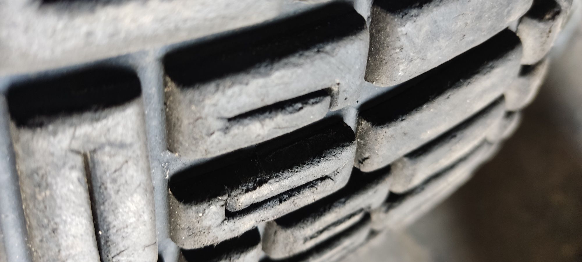 215 65r15 BFGoodrich g-force szutrowa