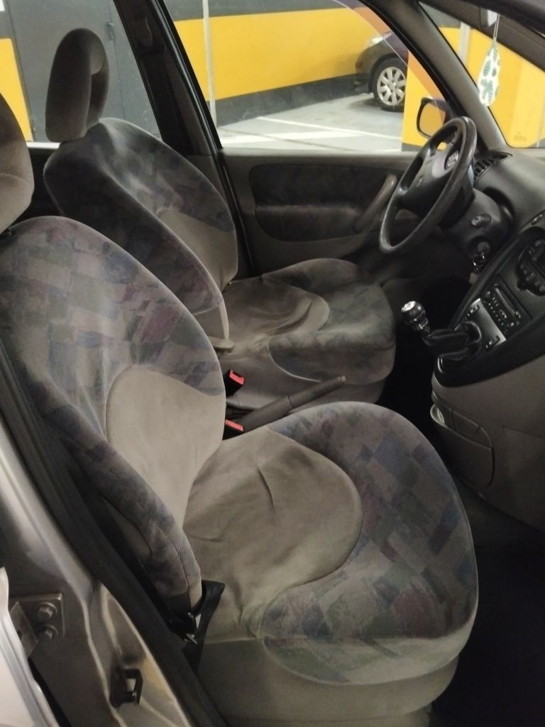 Citroen Xsara Picasso 1.6 ano 2000