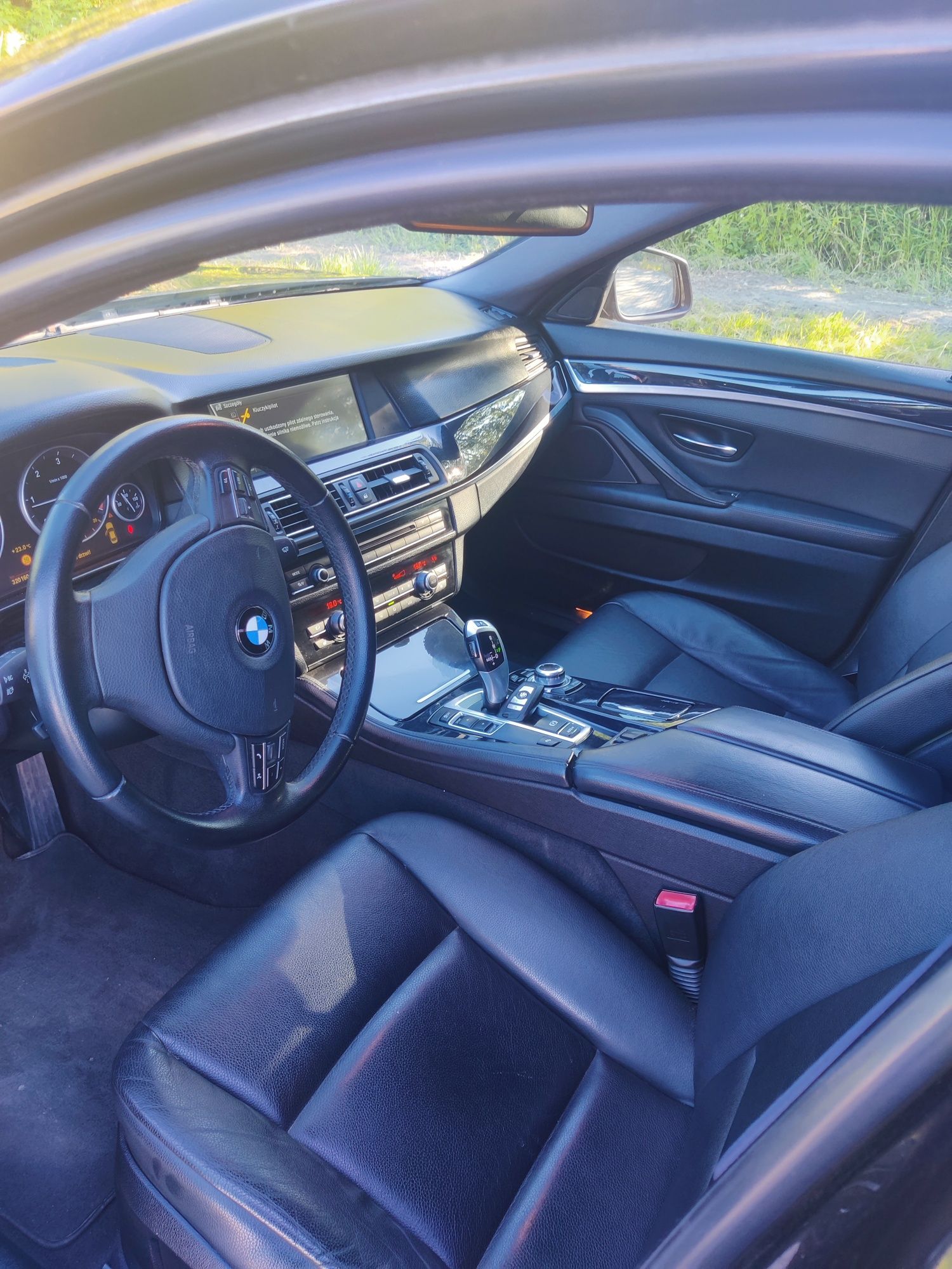 BMW 5 f10 2.0d  2010 rok full opcja