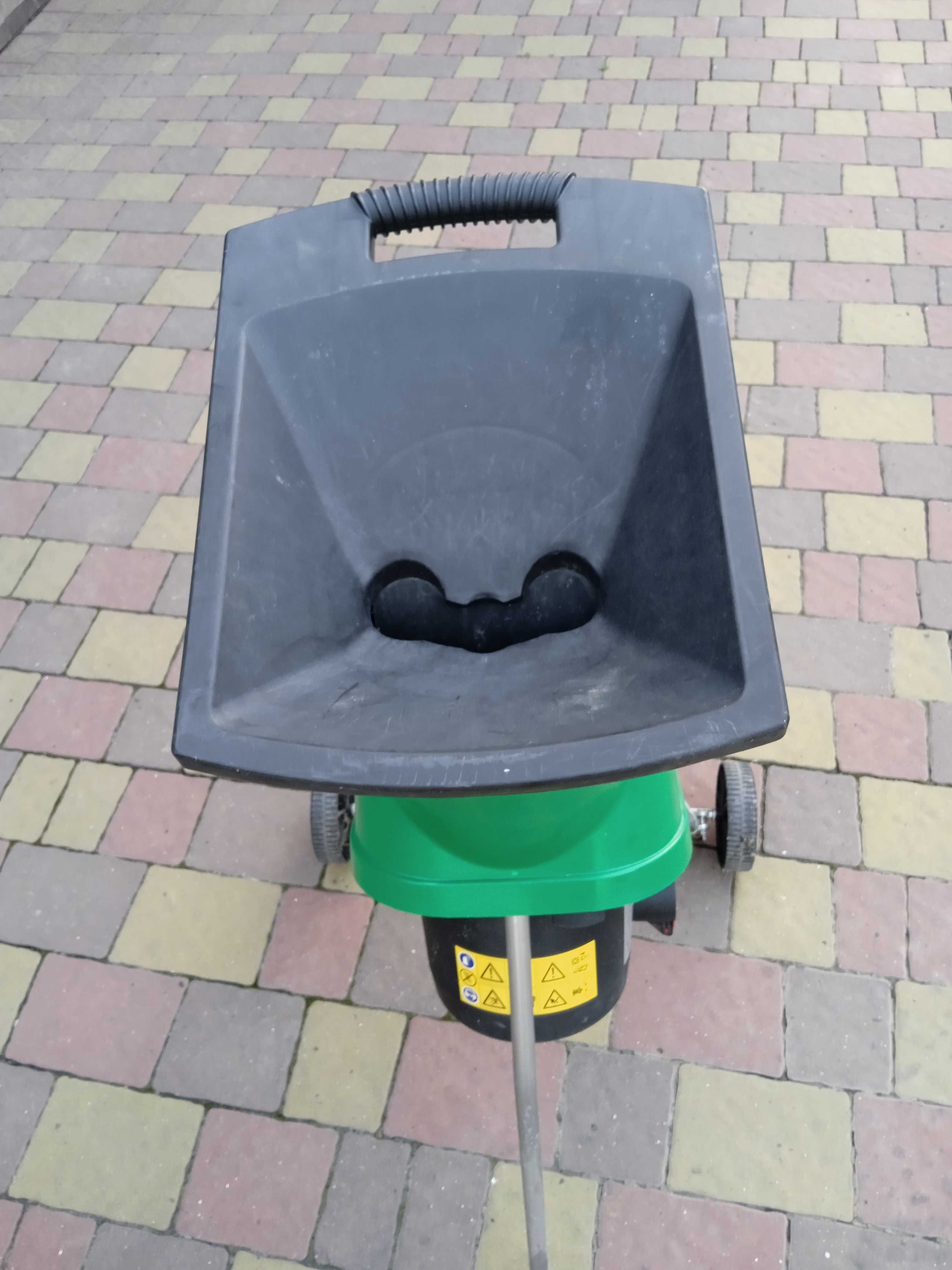 Продам садовий подрібнювач  Parkside