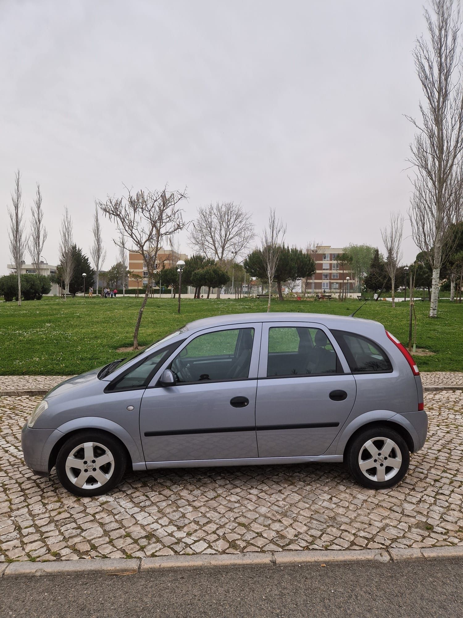 Carro Familiar Confiável