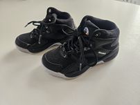 Buty chłopięce Jordan Shaq r. 29