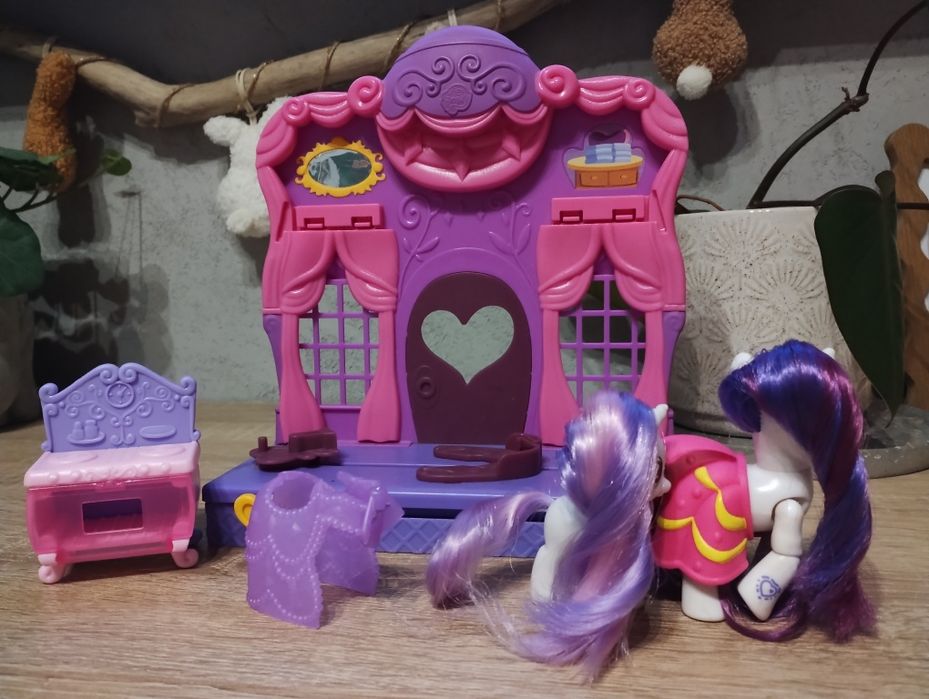 Kucyki My Little Pony butik Rarity i Sweety Belle