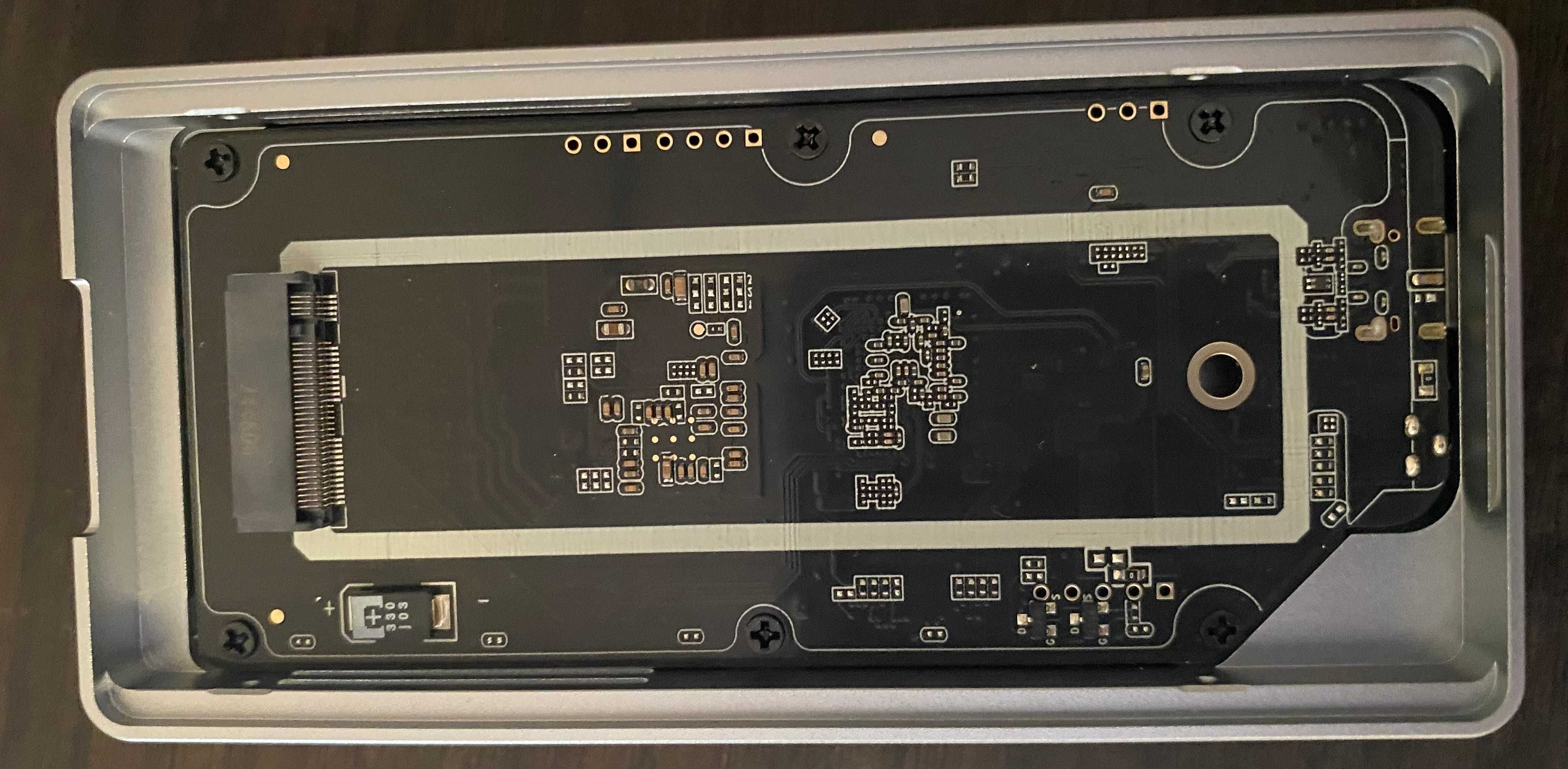 Caixa para disco M.2 NVme SSD USB-C 40Gbps – Alta Velocidade!