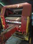 Prasa New Holland 865
