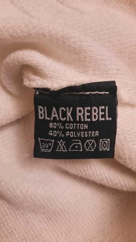 Biały sweter, bluzka Black Rebel rozmiar M