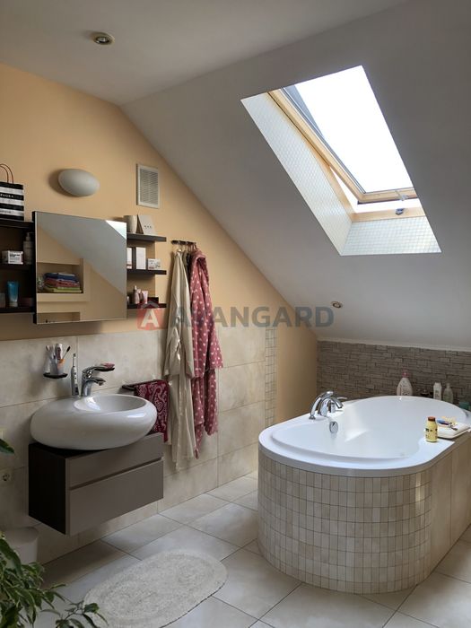 У продажу 2-х пов. Будинок Авторський проект басейн. Обухівка 190000$