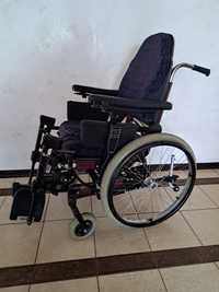Візок для людей з інвалідністю