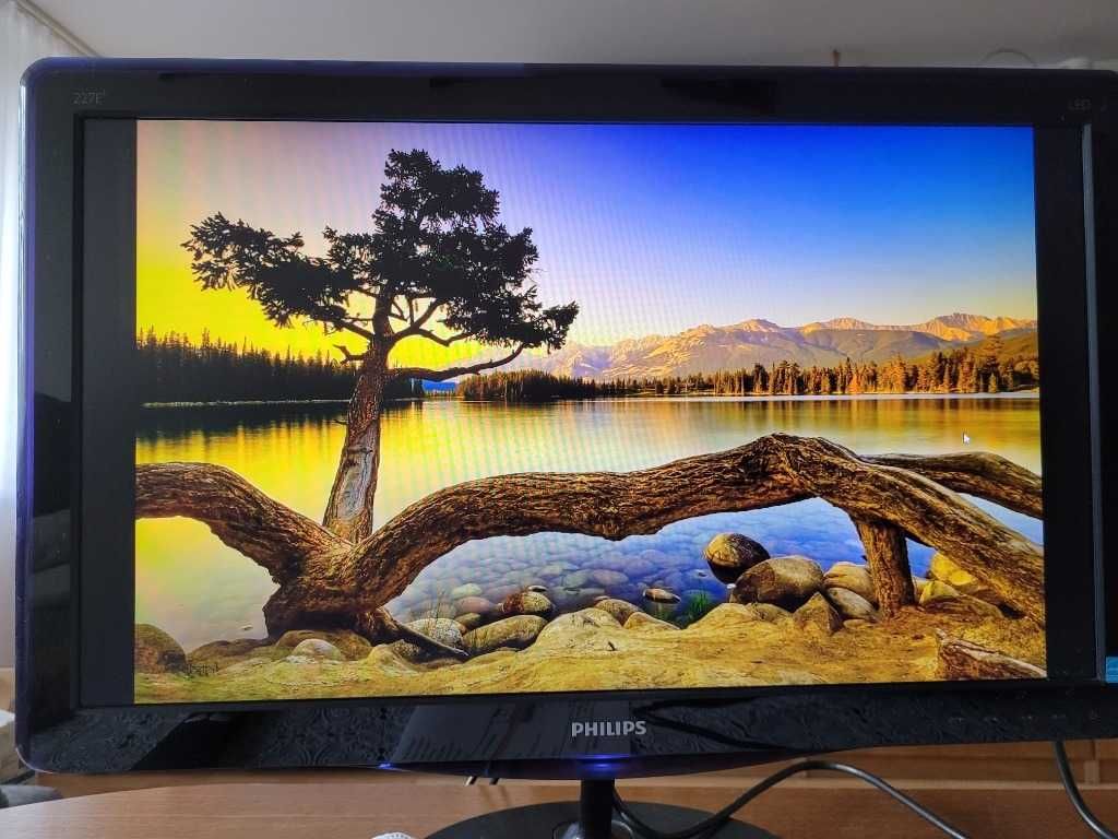 Monitor LED Philips 227E3L 22cale IPS FULL HD DVI