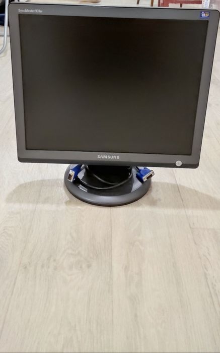 Монитор Samsung 19 дюймов