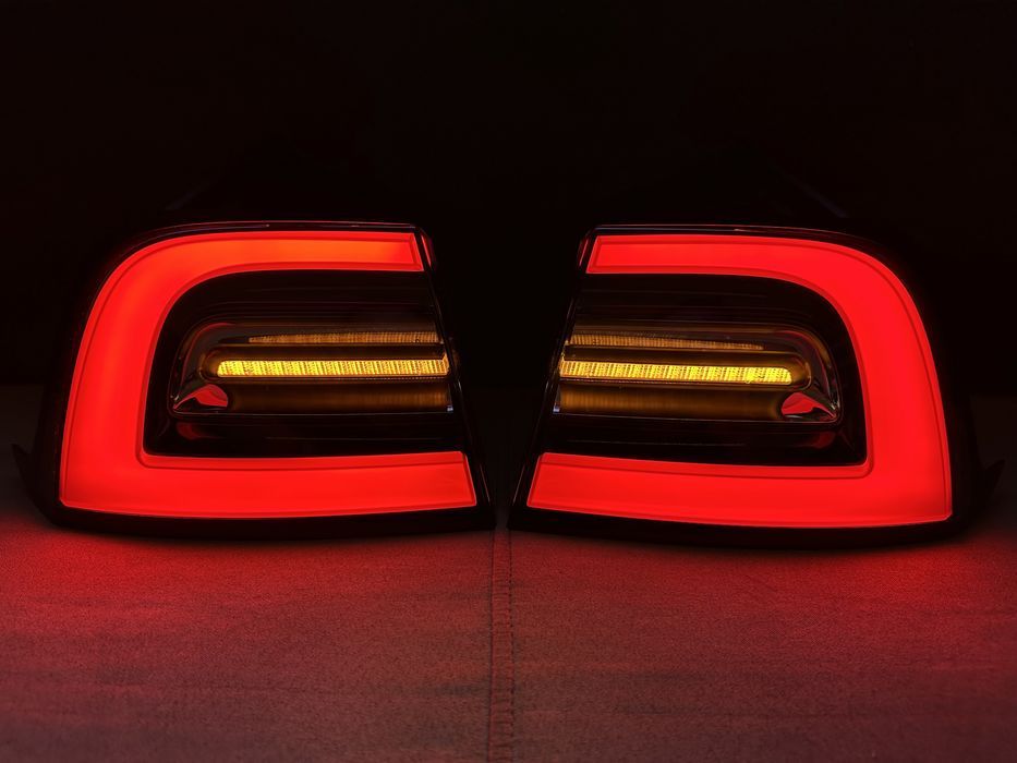 Tesla Model 3 Y ЄВРОПА LED Стопи ОРИГІНАЛ Фонарь Наявність