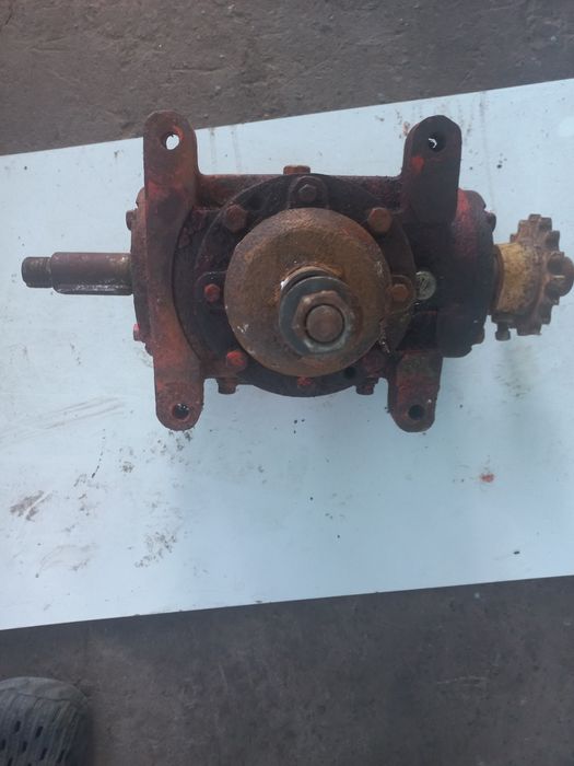 Редуктор Т -образний