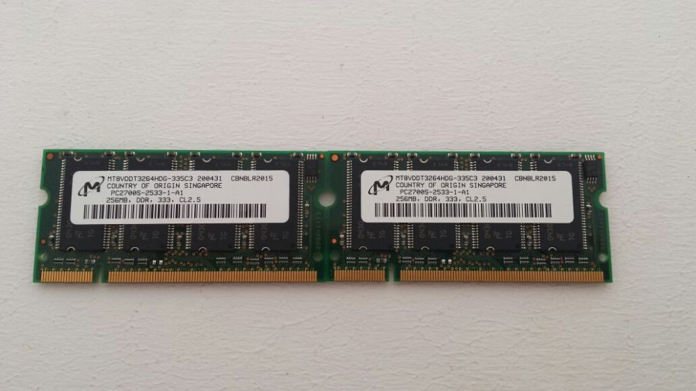 2 Memórias de 256 MB DDR 333