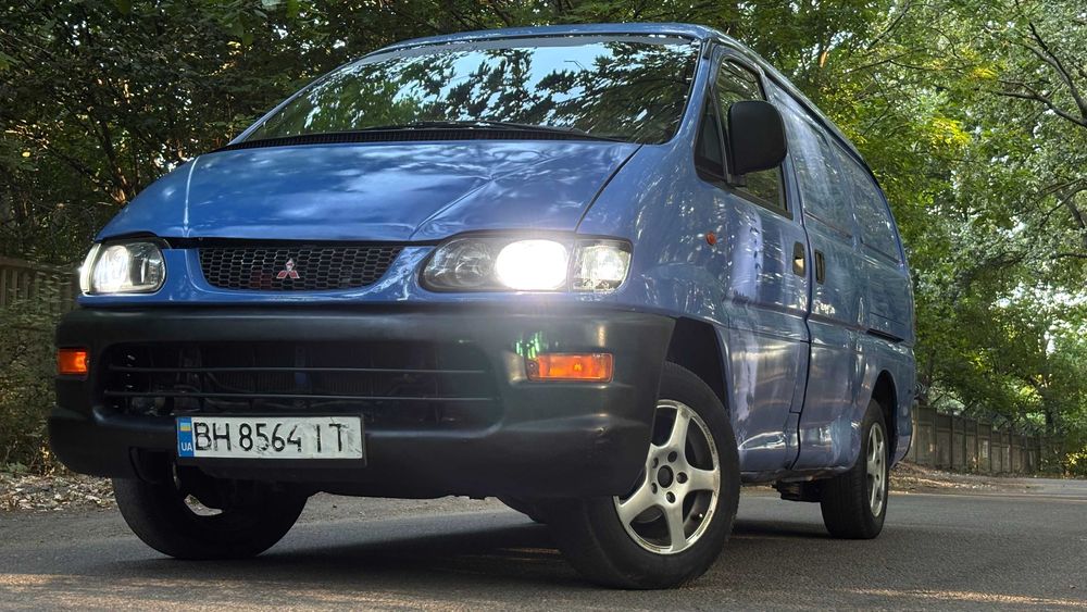 Продам Mitsubishi L 400 2000 года