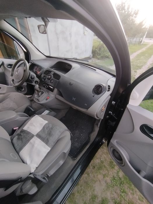 Продаж Рено кенго.