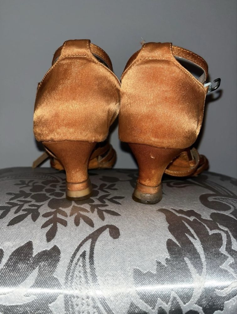 Buty do tańca towarzyskiego/ Buty do LA