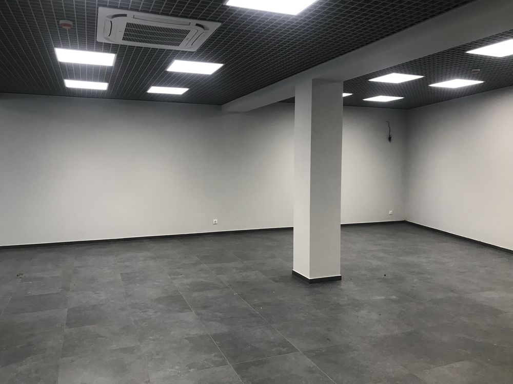 ОРЕНДА 65кв.м,центр,1 поверх,м.Острог
