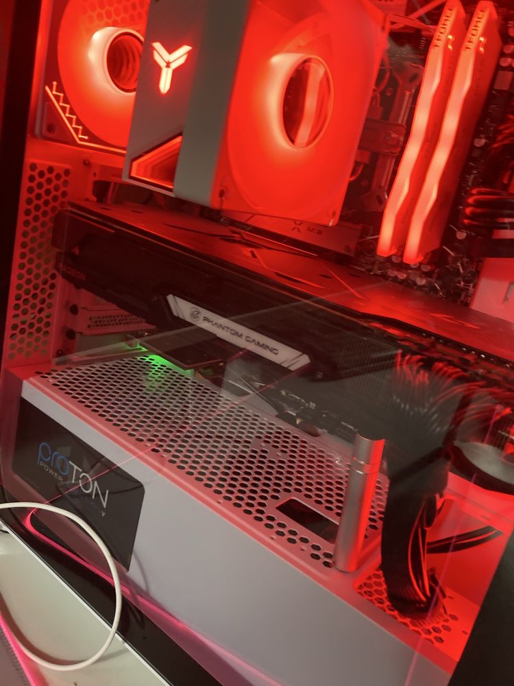 Видеокарта rx6900xt 16gb идеальная