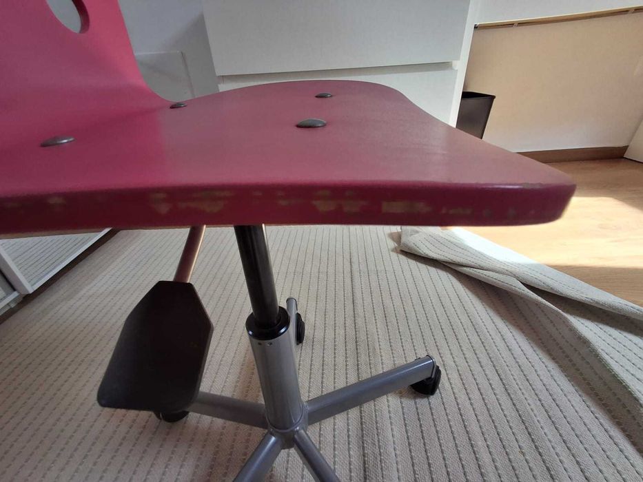 Cadeira IKEA JULES, com estrutura - Rosa