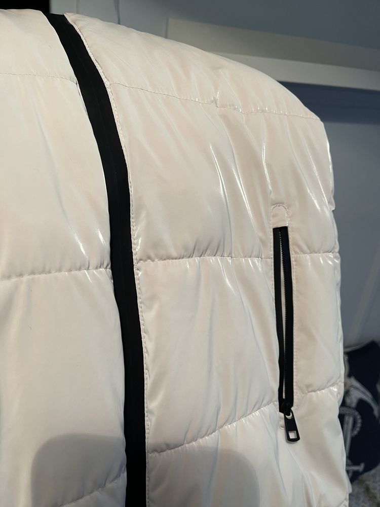 Zimowa puchowa damska kurtka Calvin Klein rozmiar S