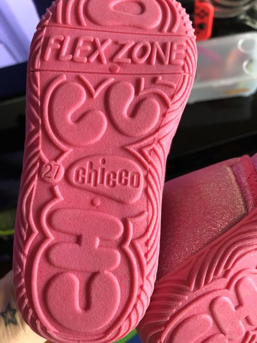 Vendo pantufas chicco novas tamanho 27