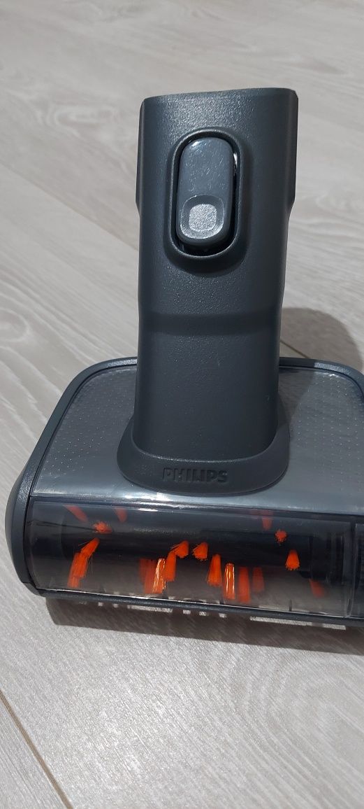 Philips Odkurzacz pionowy z myjącym mopem bezprzewodowy