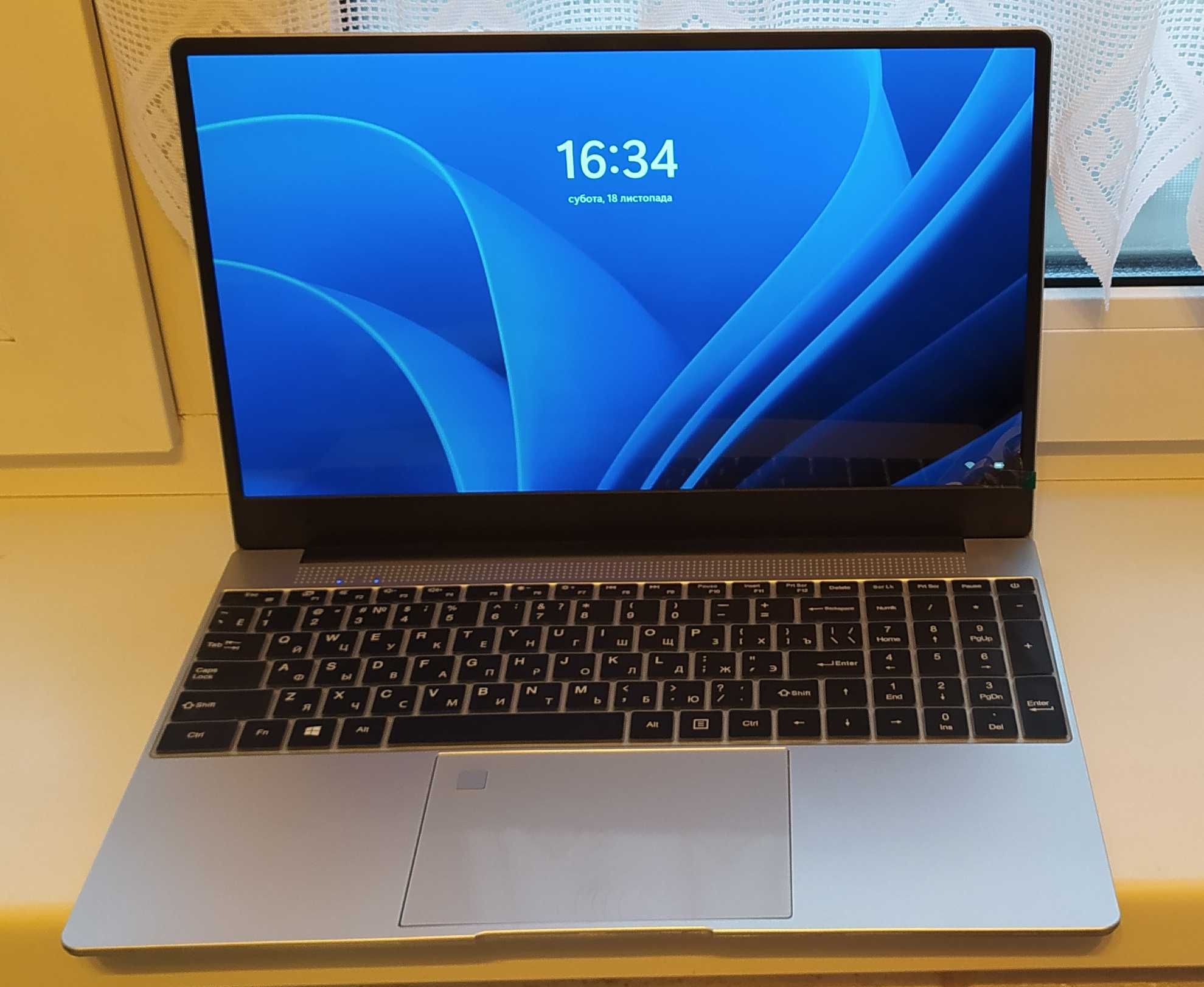 LAPTOP-F9R33BN 15.6"/Intel Celeron N5095/DDR4 16Gb/SSD 1Tb