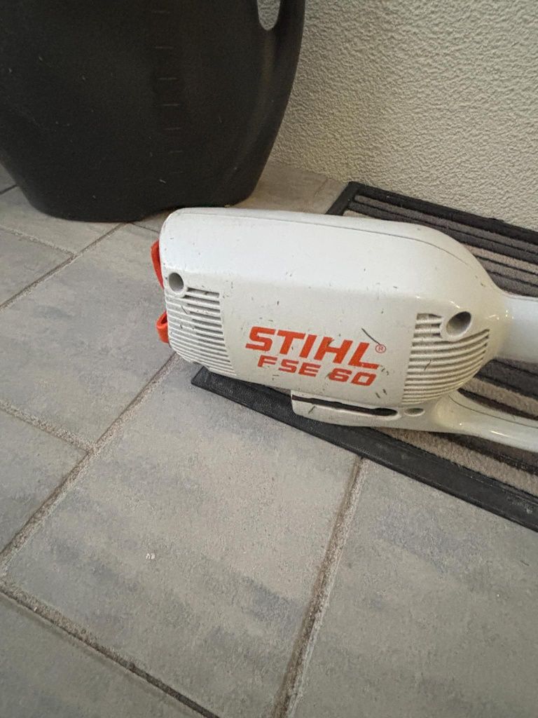 Sprzedam kosę elektryczną firmy STIHL, sprawna, działająca bez zarzutu