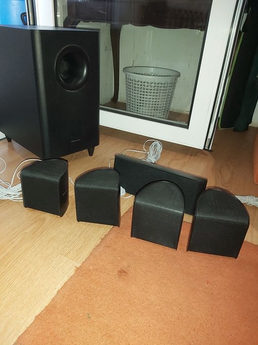 Colunas e sub pioneer homecinema