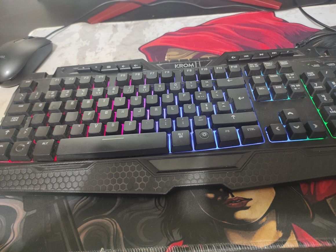 Teclado gaming Krom