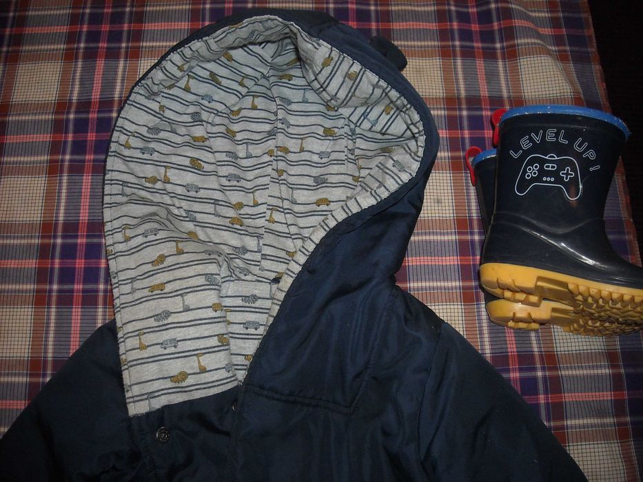 Conjunto casaco e galochas