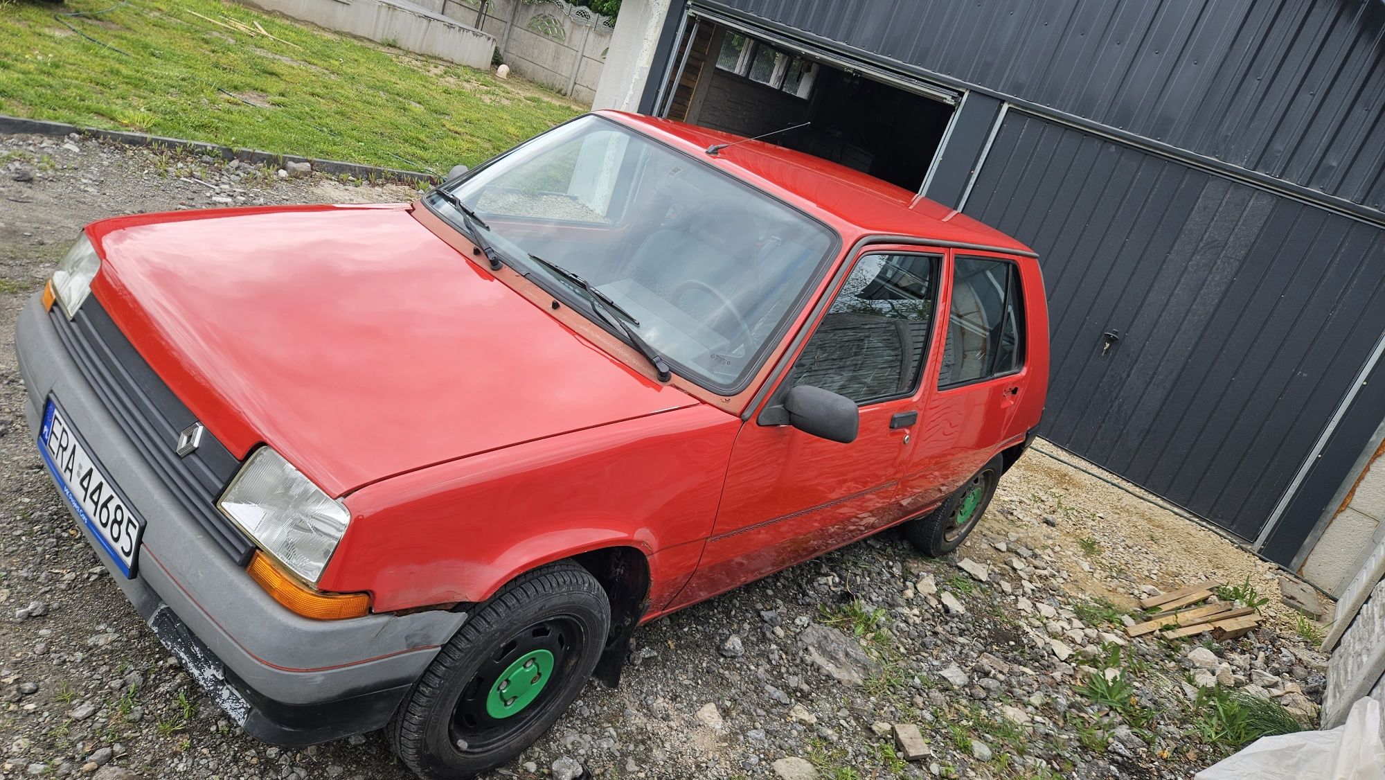 Sprzedam Renault r5