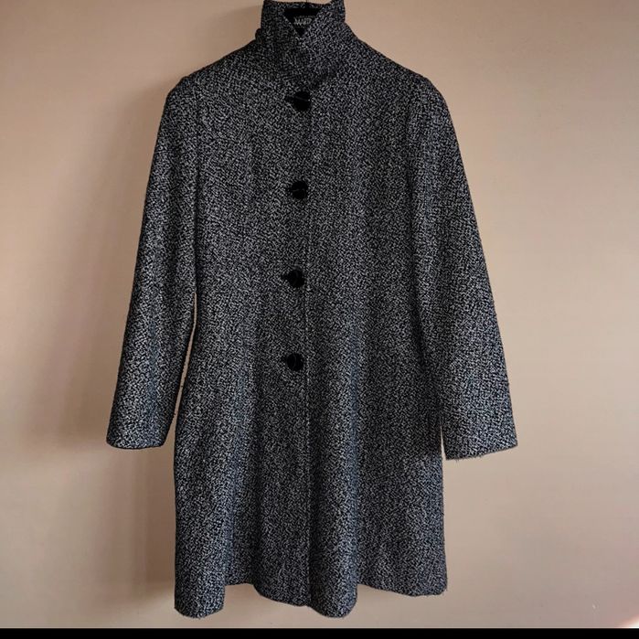 Płaszcz DEBENHAMS r. XL 14 eu 42 damski
Oryginalne -Nowe  
Rozmiar 39