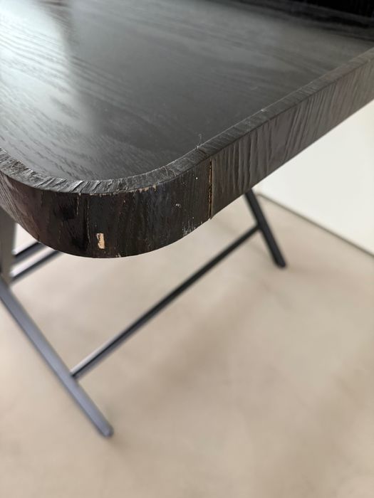Mesa de centro / apoio preta de madeira / mdf