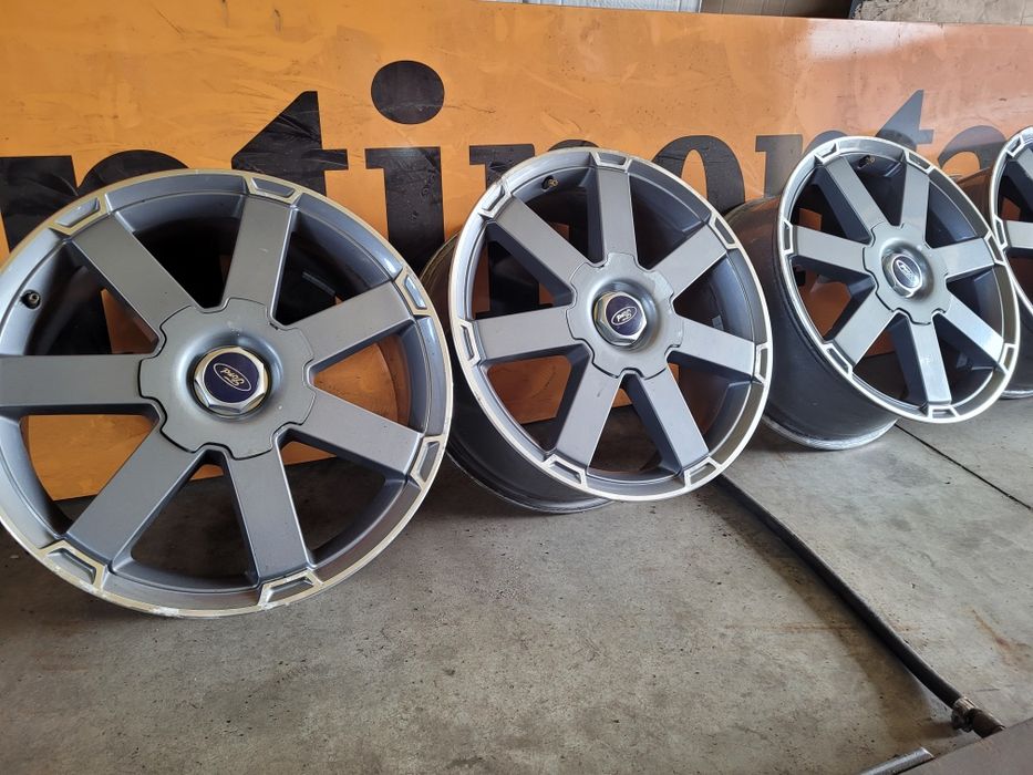 Oryginalne lelgi Ford 18  5x108 polecam