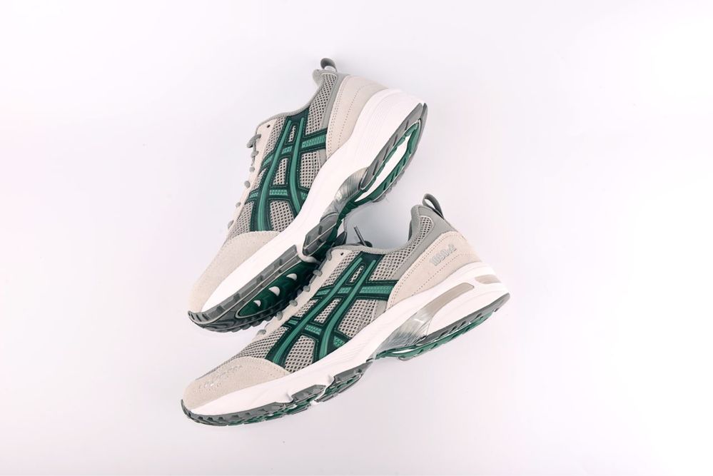 Кросівки ASICS GEL-1090V2