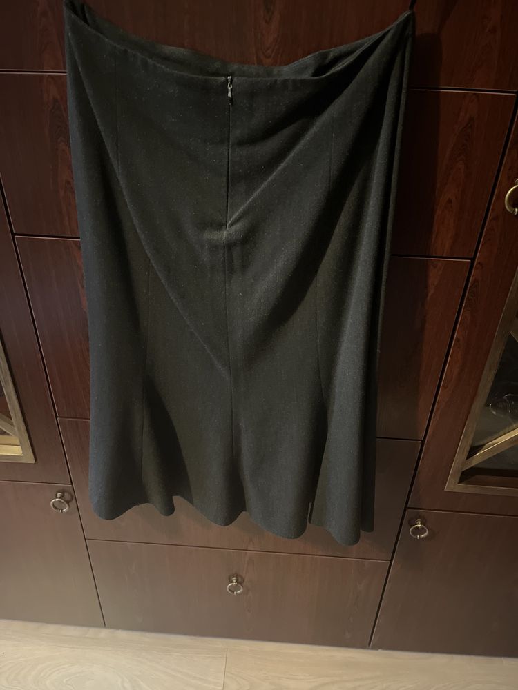 Elegancja ciemnostalowa spódnica midi 40