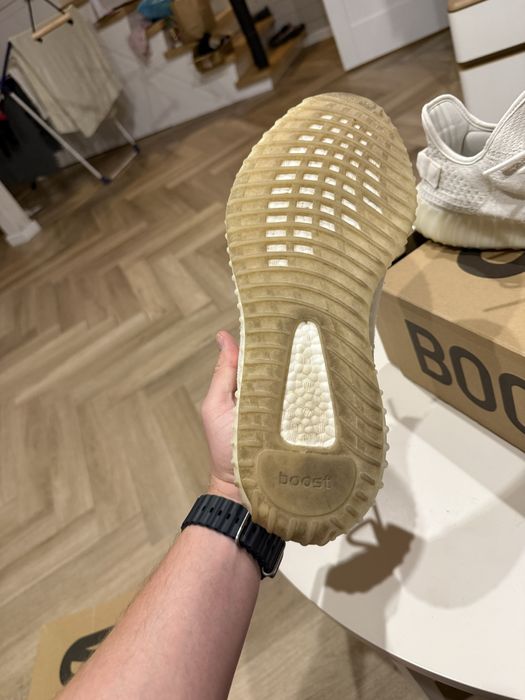 Yeezy boost 350 v2 BONE