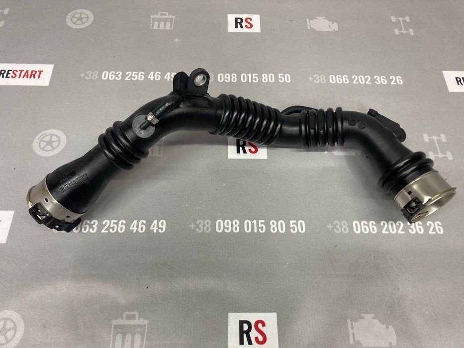 Патрубок інтеркулера 1.6 dCi Renault Trafic (Рено Трафік) 144603264R