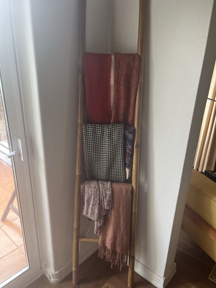Escada em  bambu