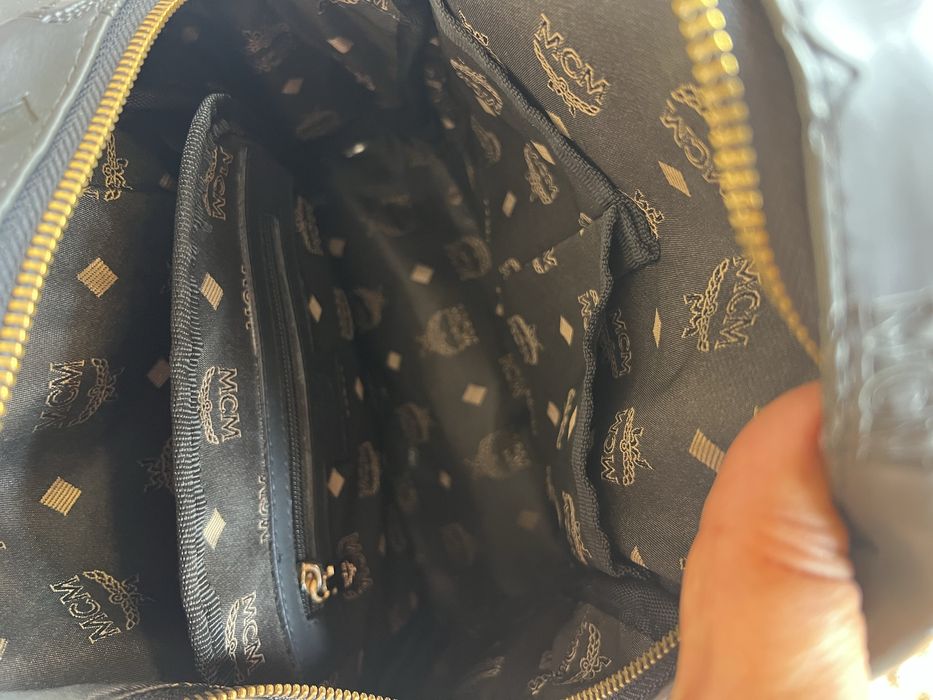 Mochila preta MCM