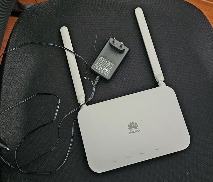 Huawei OptiXstar K562e
Tipo: AX3000Mbps Dual-Band Edge ONT