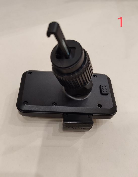 Тримач для телефону в авто