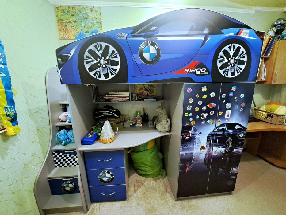 Кровать чердак машина