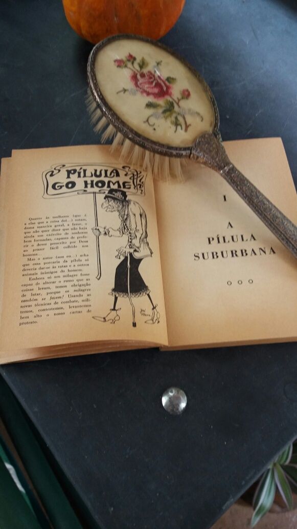 Livro "A Pílula "do conhecido J. Vilhena/1970