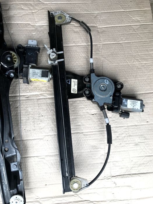 Склопідіймач Фіат Добло 223й, 263й кузов