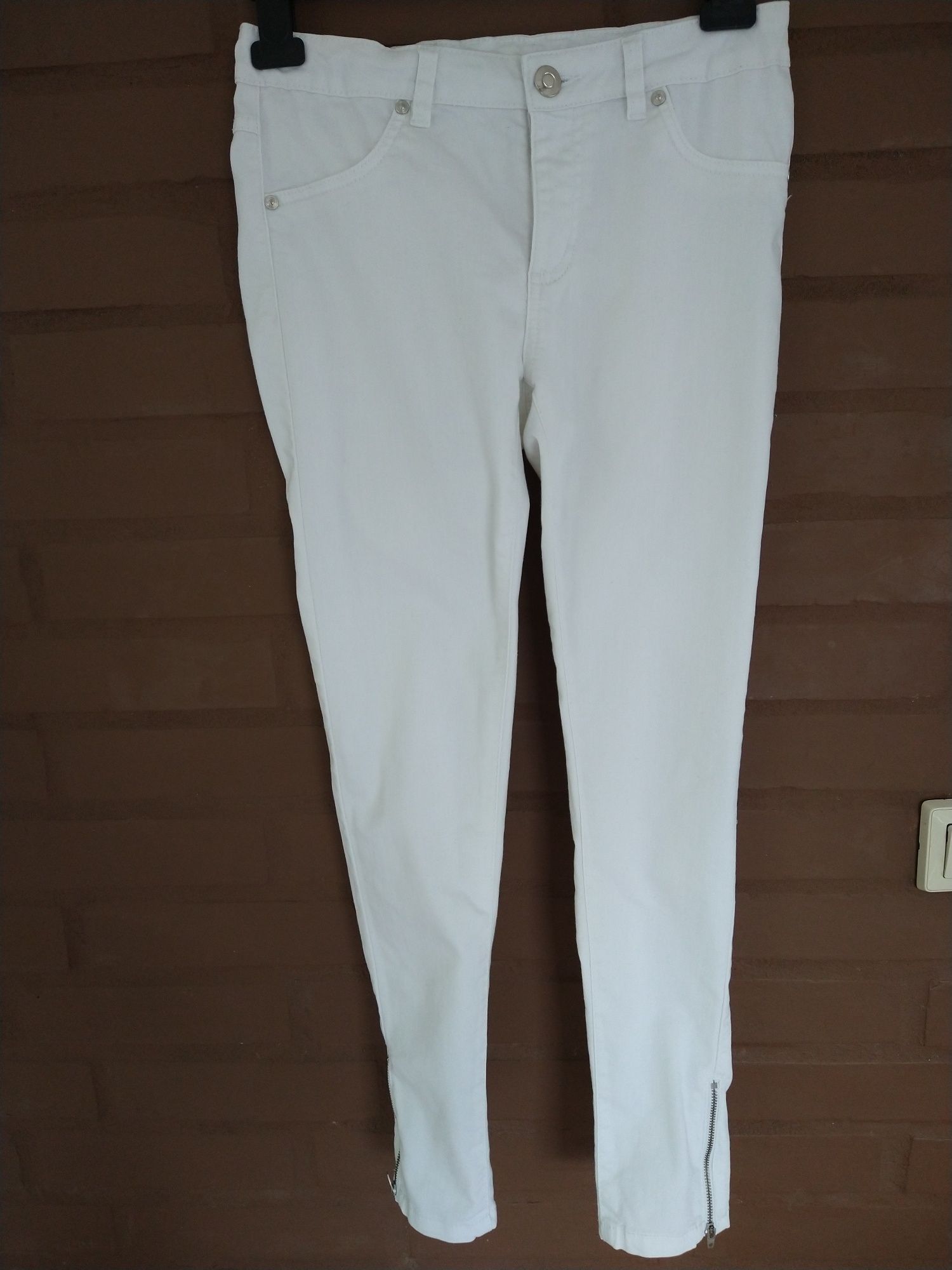Białe dżinsy KappAhl 152 cm