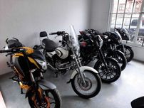 Bajaj Boxer  баджадж боксер пульсар домінар