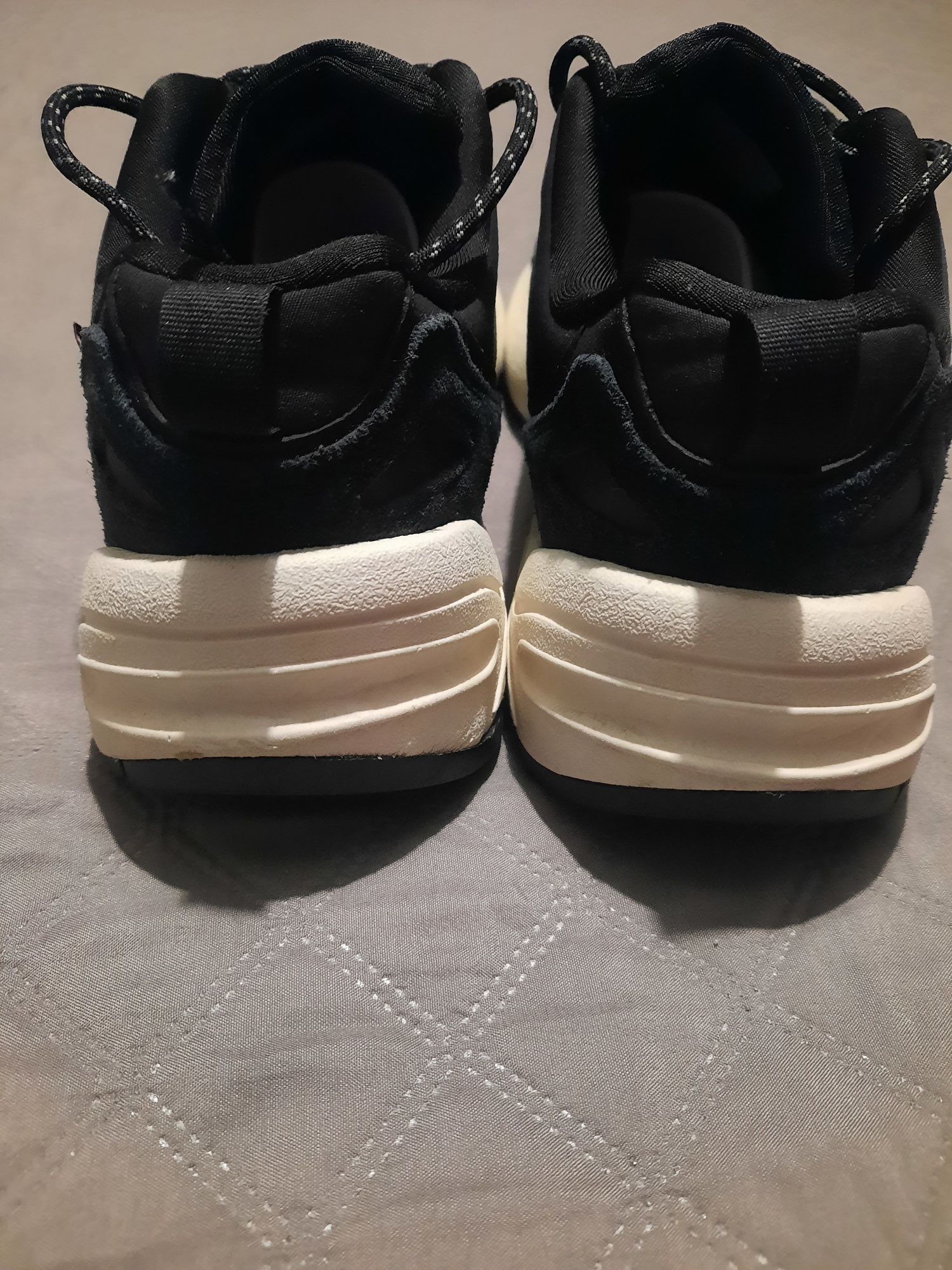 Sapatilhas Adidas ZX 22 Boost Tam 43