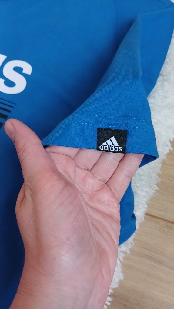 Чоловіча футболка Adidas оригінал,нова чоловіча футболка XL-XXL